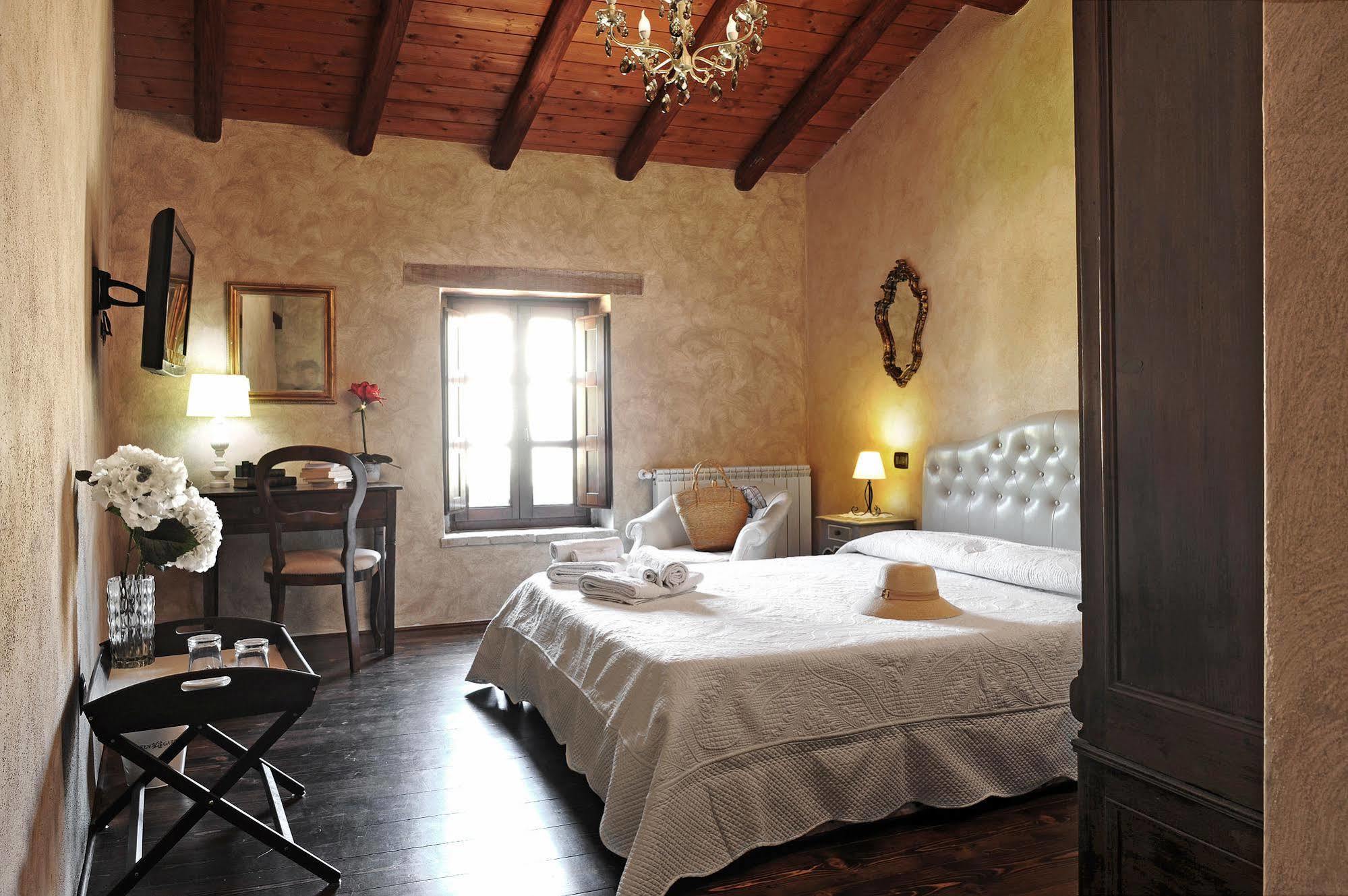 Antica Locanda Lunetta Mandas Екстер'єр фото